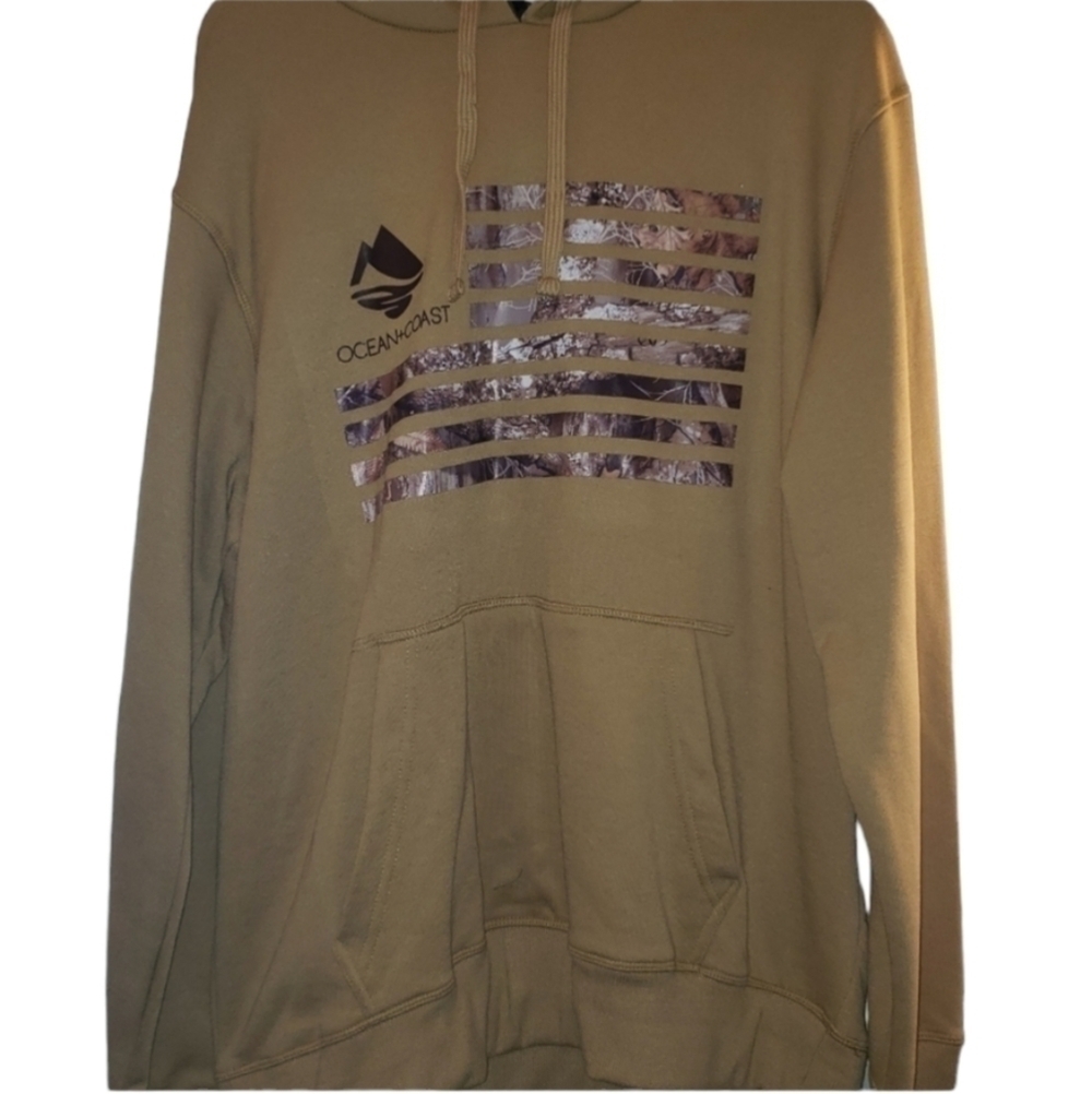 𝅺REAL Tree sweatshirt size medium